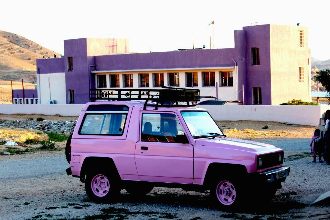 Bedouin Pink Ecohouse Bed and Breakfast Wadi Musa Exterior foto